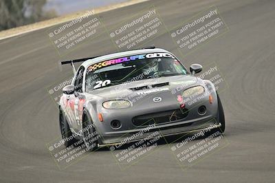 media/Jan-26-2025-CalClub SCCA (Sun) [[cfcea7df88]]/Group 5/Race/